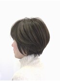 30代40代50代の大人ショート×落ち着きアッシュカラー