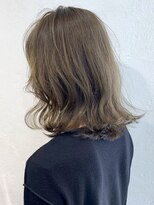 アイティーバイアルバム 藤沢店(IT by ALBUM)&nbsp;オリーブベージュロブ_フェザーバングマッシュショート_ba324121