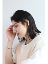 エクリフルール(equri fleur) 【ケアブリーチ使用】 黒髪ボブ×イヤリングカラー