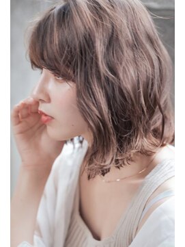 エイミー(Aimee) Aimee町田　シアーブラウン×ゆるふわ巻き