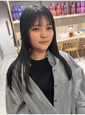 オリーブグレージュ