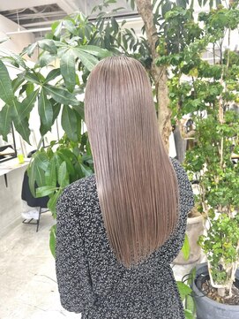 ホリー(HOLLY) サンドベージュ×ストレート