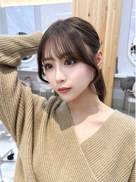 アフロートリノ(AFLOAT Leino) 結んでも可愛い顔周りカット　前髪　おくれ毛　サイドバング#