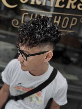 スリーセント 栄(3/cent) スパインカール