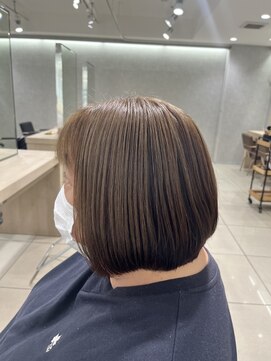 アッシュ 高幡不動店(Ash) 巖本】ショート白髪ぼかしアンブレラカラーミルクティーベージュ