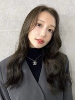 イリ 大阪(ili)&nbsp;ハイライトカラーミルクティーベージュレイヤーカット