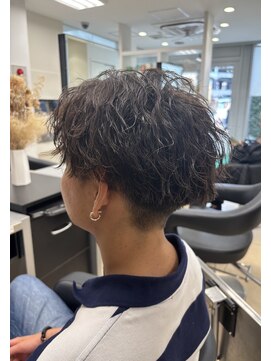 アッシュ 稲田堤店(Ash) 縦落ちスパイラルパーマ