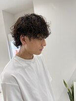 ヤエ(yae)&nbsp;ウルフ波巻きパーマ