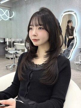 グロー オオミヤ アネックス 大宮(GLROW OMIYA ANNEX) レイヤーカット ハッシュカット レイヤー 顔周りカット