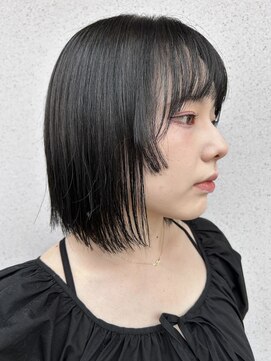 ウィズバイケンジ(Wiz by KENJE) 黒髪艶ストレート×ミニボブ/ショートカット