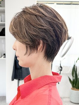 ファチュール(fAture.)の写真/【憧れのショートヘア】ふんわり後頭部で絶壁解消が叶う♪圧倒的な技術力が大人女性に人気　夙川　西宮北口