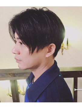 ロイ プラスアティック(roi ＋attic) 谷町6丁目美容室◆異空間美容室roi◇