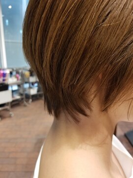 グランエクラ バイフルショウ(GRAND ECLAT by FURUSHO) 大人可愛い20代30代40代　女っぽっぽショート