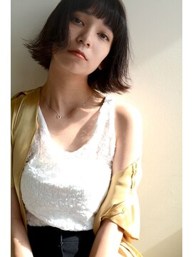 ミラバイグリーン(Mira by green) ジグザグバング×ワンレン【似合わせカット】