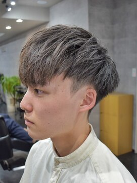 バーバーハウス ラヴィ(Barber House Lavie) ツーブロマッシュ