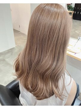 エトワール(Etoile HAIR SALON) 大人可愛いフェミニンロング　ベージュ