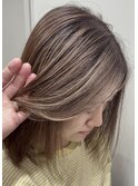 ハイライトブリーチダブルカラー切りっぱなしボブミルクティー