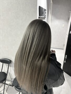 アンダーバーホワイト 京橋店(_WHITE) グレージュカラー