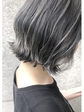 ケイト(kate) 【kate 大宮】グレーアッシュ×ミニくびれ巻き