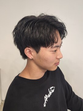 ニアウ 伊勢崎連取店(Niau) アップバングショートウルフソフトツイストパーマ