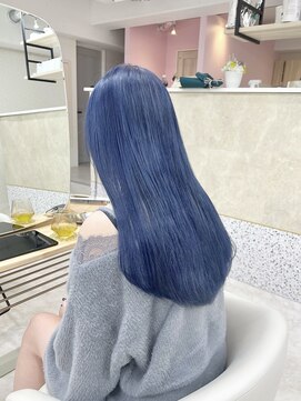 イェッカ パビル(YECCA pabil) ブルーカラー