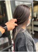 ホワイトベージュ