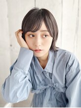 ローブロワ(L'Aube roi) 重めの毛先が決め手！透け感アッシュの外ハネボブ