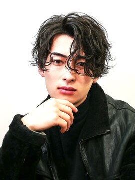 アイトーキョーリタ 渋谷(AI TOKYO Rita) ブルーブラック流行中サーフカール