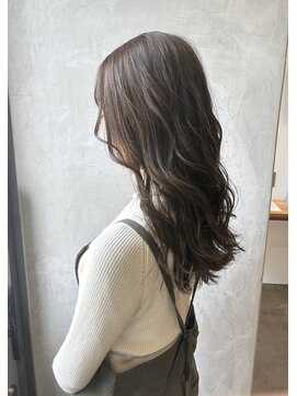 オリガミ トイロ(ORIGAMI TOIRO) オリーブカラー×ふんわりロング