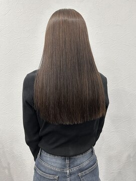 ヴィアーレアンクスタイル(VIALE Ank style) さら艶酸性ストレートパーマ