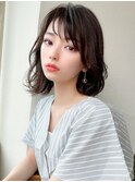 シースルーぱっつん前髪ミニウルフボブチェリーブラウン