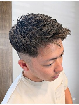 ワンワンオー バーバーショップ コンチネンタル(@110 BARBER SHOP continental) 濡れパンフェザーアップ