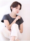 ショコラベージュセンターパートショートヘア
