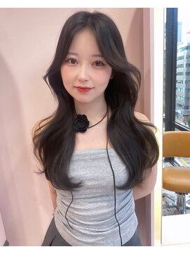 ボタン シブヤ(VOTAN SHIBUYA) アッシュ/グレージュ/韓国ヘア/渋谷/レイヤー/顔まわり