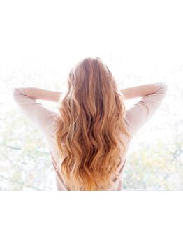 丁寧なカウンセリングでお客様の理想を叶えて"可愛い"を引き出すカラーをご提供♪【伊勢崎市/髪質改善】