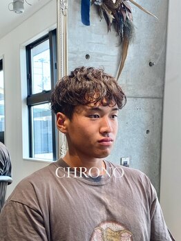 クロノ(CHRONO)の写真/【倉敷/茶屋町】男性スタイリストだから相談しやすい◎計算しつくされたカット技術で、理想のスタイルに。