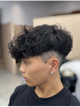 アンバー(UMBER) 京都で話題沸騰　スペインカール×フェード