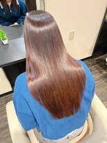 ヨンセンチメートルヒロサカ(4cm HIROSAKA)&nbsp;髪質育成ストレート