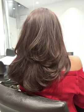 ロビー 表参道(ROBBY) ミディアムレイヤーカット/20代30代40代/顔周りカットワンカール