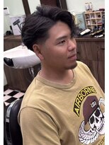 ケーエムシーセントラルルーツ(KMC Central Roots)&nbsp;フェード＆カット＆メンズパーマ+眉カット