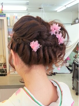 かぐや姫 エルモード フェレ美容室 行徳店 編みこみアップヘアー