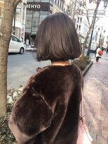 ラル 立川(lar)&nbsp;ラベンダーボブ_オリーブベージュレイヤーカットウェットヘア