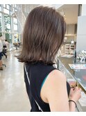 グレージュヘアスタイル