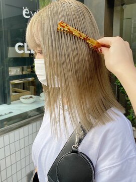 クリアーオブヘアー 一社店(clear OF HAIR) ホワイトブロンドヘアー