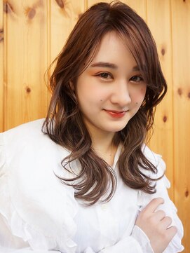 ブゾン(buZon) 【buZon ブゾン】外ハネくびれウェーブスタイル