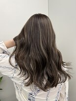 トッカ 所沢(tocca) ミディアムロング×デザインハイライト