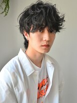 ディッセンバー 神宮前(December)&nbsp;ニュアンスパーマアッシュブラックウルフ波巻きスパイラル渋谷