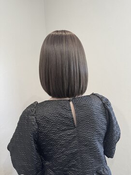 ラヴィン(LOVIN’) ボブ/アッシュ/透明感カラー