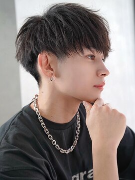 ゼロ 渋谷(XeRo) ツーブロック刈り上げマッシュ【緩めツイストスパイラルパーマ】