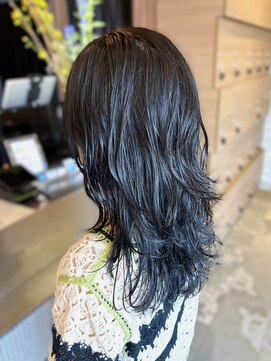 アース コアフュール ボーテ 藤枝店(EARTH coiffure beaute) 30代40代冬の白髪染め。赤みを抑えた上質なブルーグレージュ